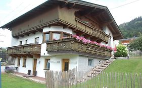 Haus Hart Im Zillertal 6 Personen
